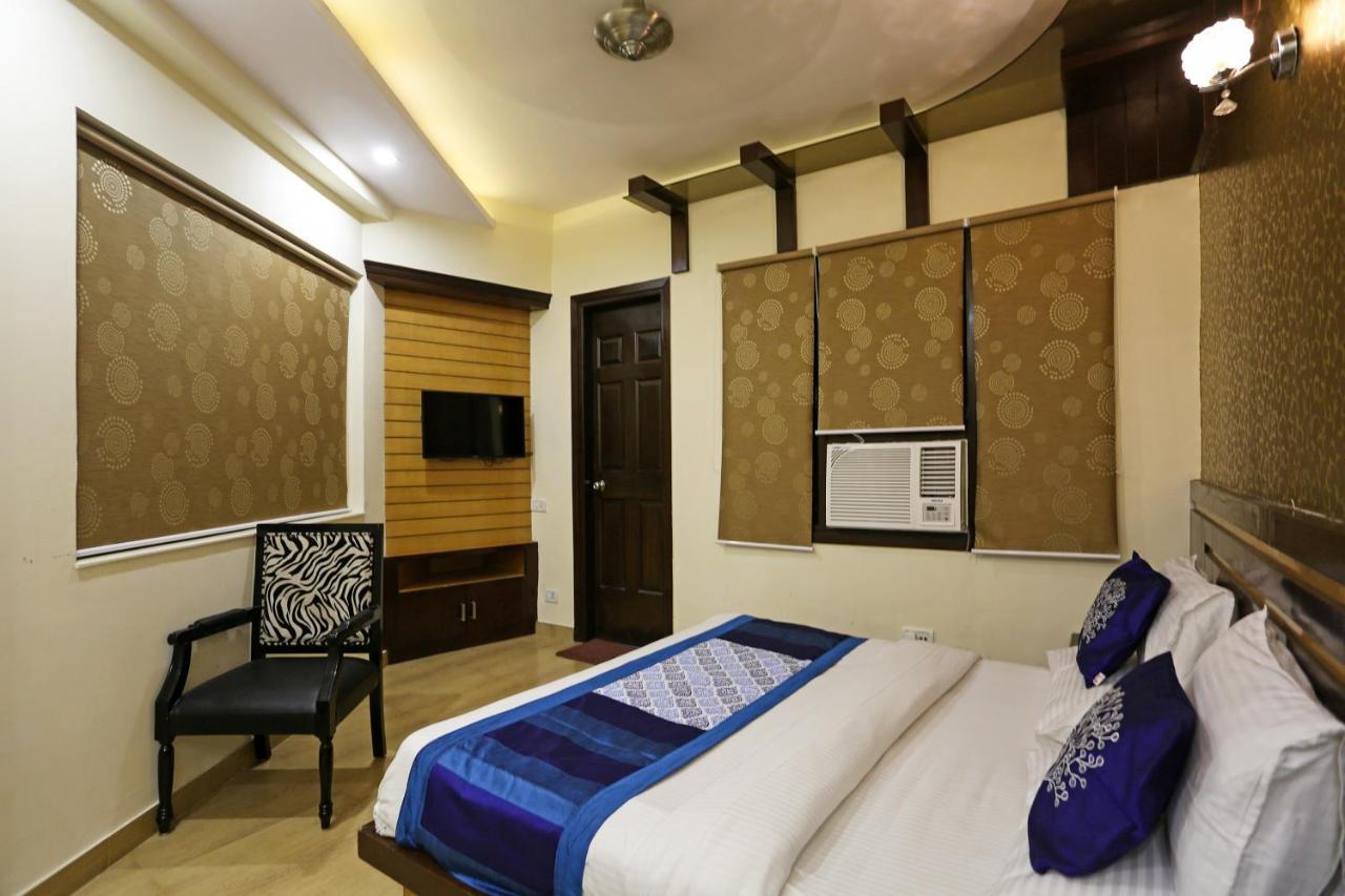 Oyo Hotel Asko International Near Gurudwara Shri Bangla Sahib New Delhi Exterior foto